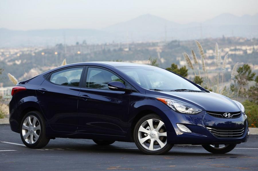  Hyundai Elantra 2011 года  (фото 36 из 144)